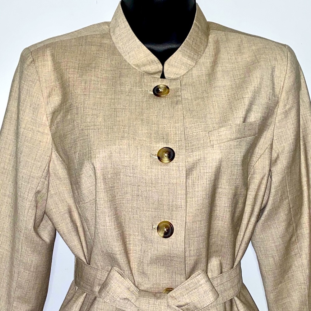 Isaac Mizrahi Tan Button Down Jacket Size 12 - image 3